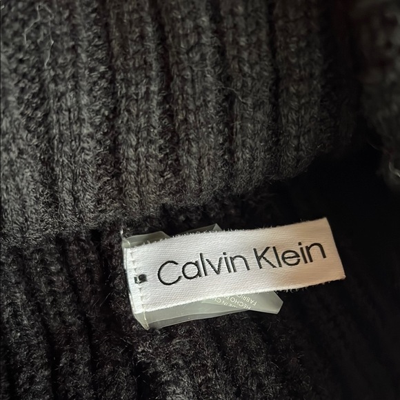 Calvin Klein Black Knit Beanie with Pom - Picture 2 of 3